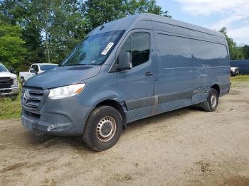  Salvage Mercedes-Benz Sprinter