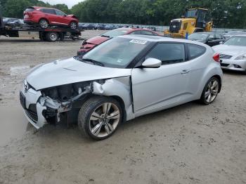  Salvage Hyundai VELOSTER