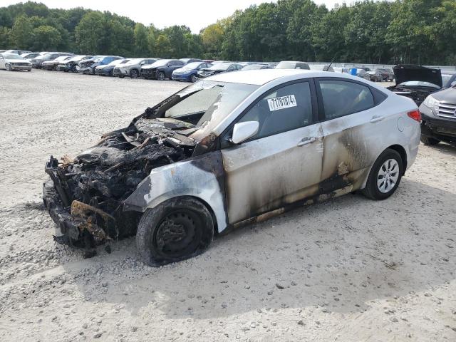  Salvage Hyundai ACCENT