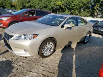  Salvage Lexus Es