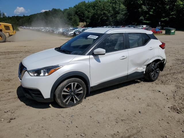  Salvage Nissan Kicks