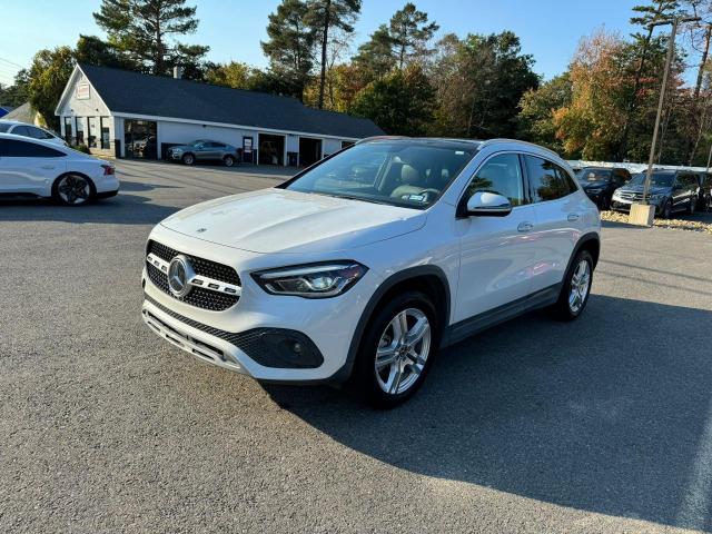  Salvage Mercedes-Benz GLA