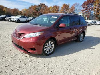  Salvage Toyota Sienna