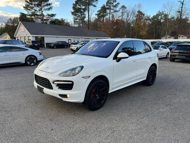  Salvage Porsche Cayenne