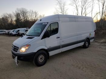  Salvage Mercedes-Benz Sprinter