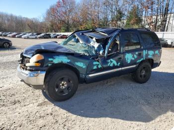  Salvage GMC Yukon