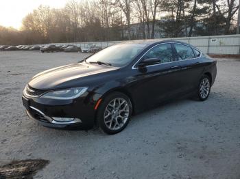  Salvage Chrysler 200