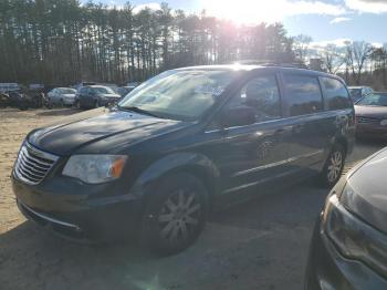  Salvage Chrysler Minivan