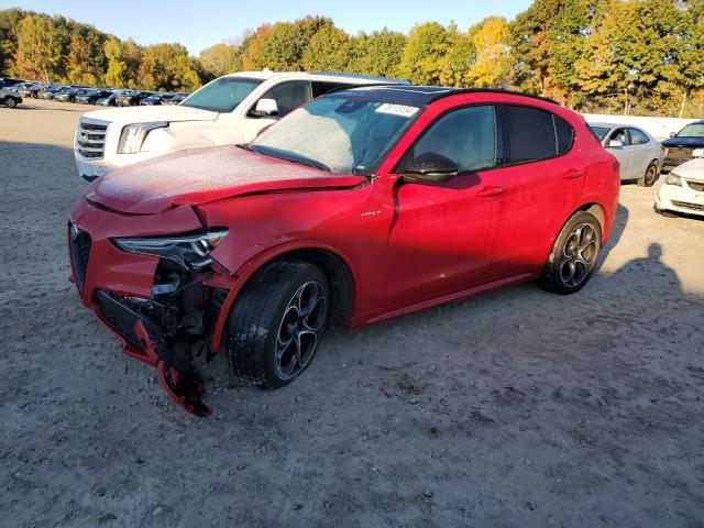  Salvage Alfa Romeo Stelvio