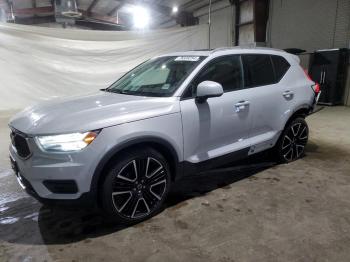  Salvage Volvo XC40