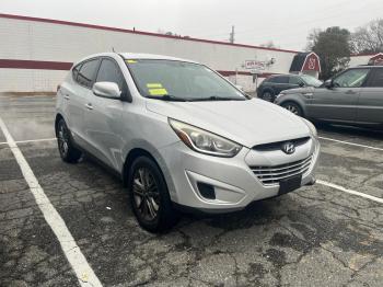  Salvage Hyundai TUCSON