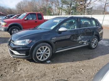  Salvage Volkswagen Golf