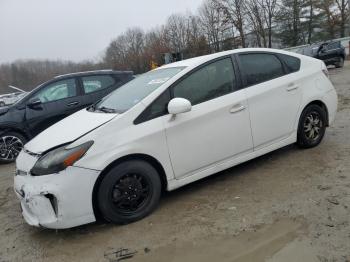  Salvage Toyota Prius