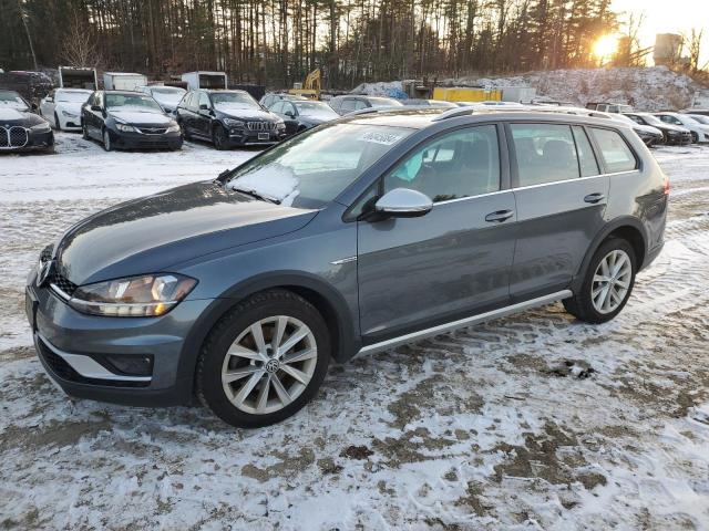  Salvage Volkswagen Golf