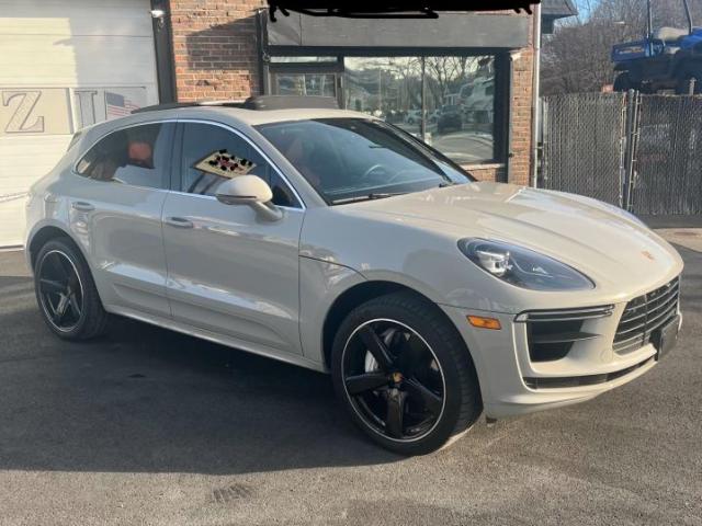  Salvage Porsche Macan