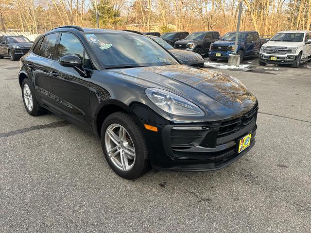  Salvage Porsche Macan Base