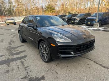  Salvage Porsche Cayenne