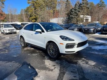  Salvage Porsche Cayenne