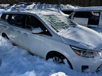  Salvage Kia Sedona