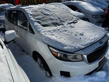  Salvage Kia Sedona