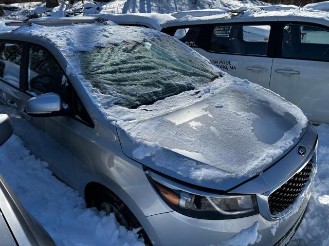  Salvage Kia Sedona