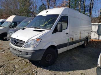  Salvage Mercedes-Benz Sprinter