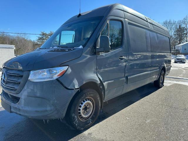  Salvage Mercedes-Benz Sprinter