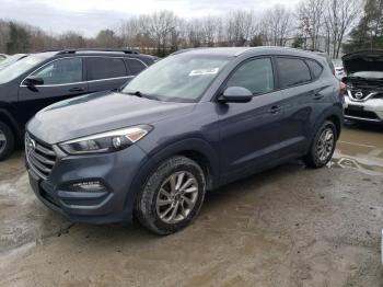  Salvage Hyundai TUCSON