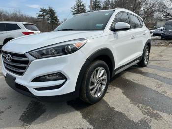  Salvage Hyundai TUCSON