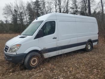  Salvage Mercedes-Benz Sprinter