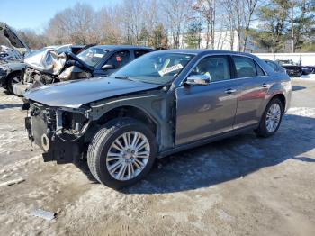  Salvage Chrysler 300