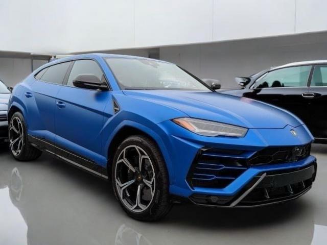  Salvage Lamborghini Urus