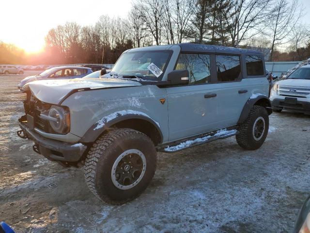  Salvage Ford Bronco