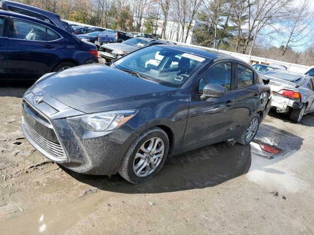  Salvage Toyota Yaris