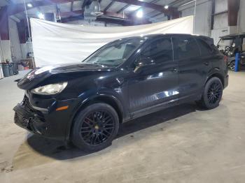  Salvage Porsche Cayenne