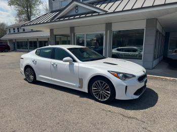  Salvage Kia Stinger