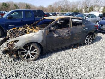  Salvage Nissan Maxima