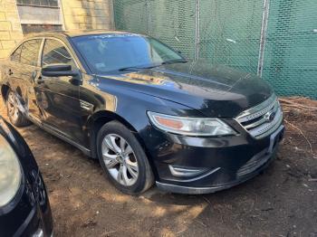  Salvage Ford Taurus