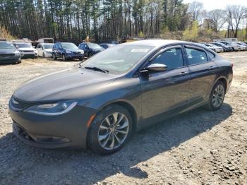  Salvage Chrysler 200