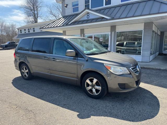  Salvage Volkswagen Routan