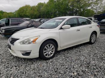  Salvage Nissan Altima
