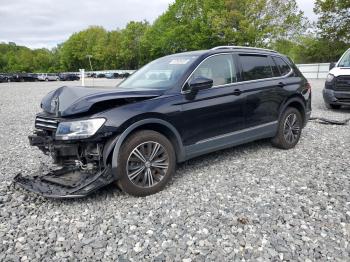  Salvage Volkswagen Tiguan