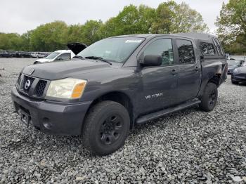  Salvage Nissan Titan