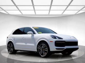  Salvage Porsche Cayenne
