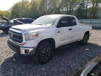  Salvage Toyota Tundra