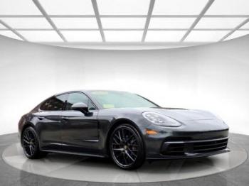  Salvage Porsche Panamera