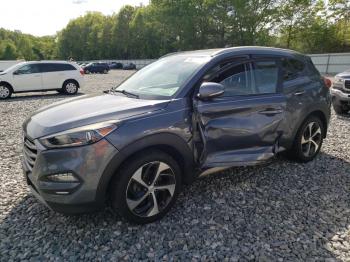  Salvage Hyundai TUCSON