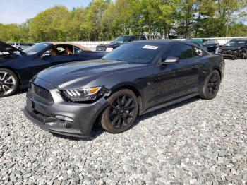  Salvage Ford Mustang