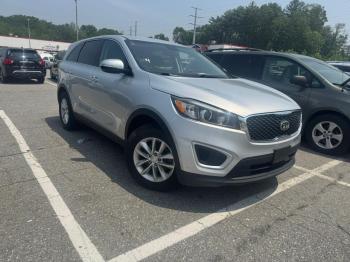  Salvage Kia Sorento