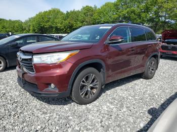  Salvage Toyota Highlander